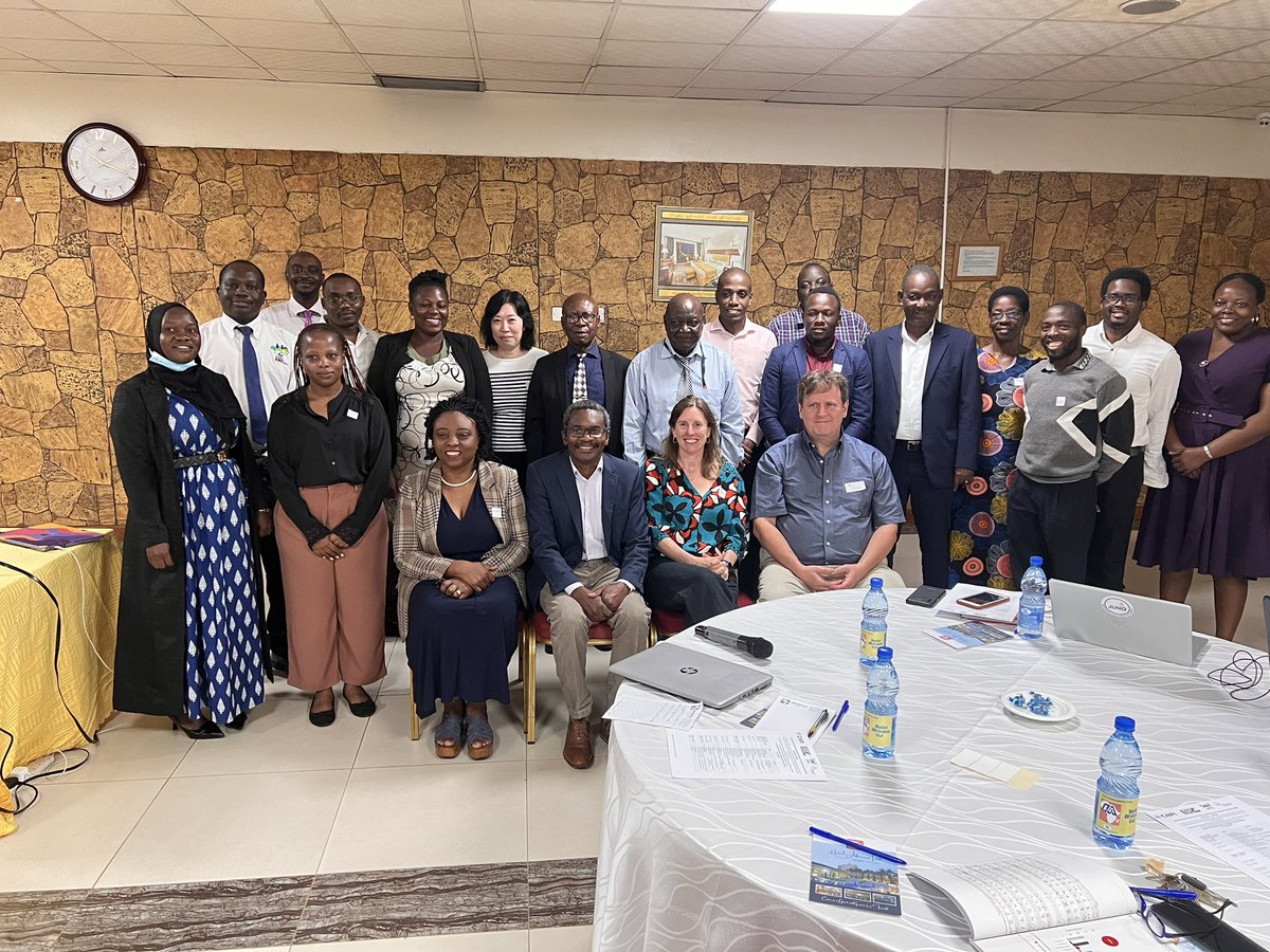 catmoore_1's tweet photo. Reflections from our #ADILA #AMR policy workshop in Kampala, Uganda. What a wonderful, motivated group of people. We had a fantastic workshop with everyone. Many thanks to #WillCunningham and #YingfenHsia for joining and teaching @AMR_CNPI @Makerere @IDRC_Uganda @CHAINUganda https://t.co/EEFm0pd8ds