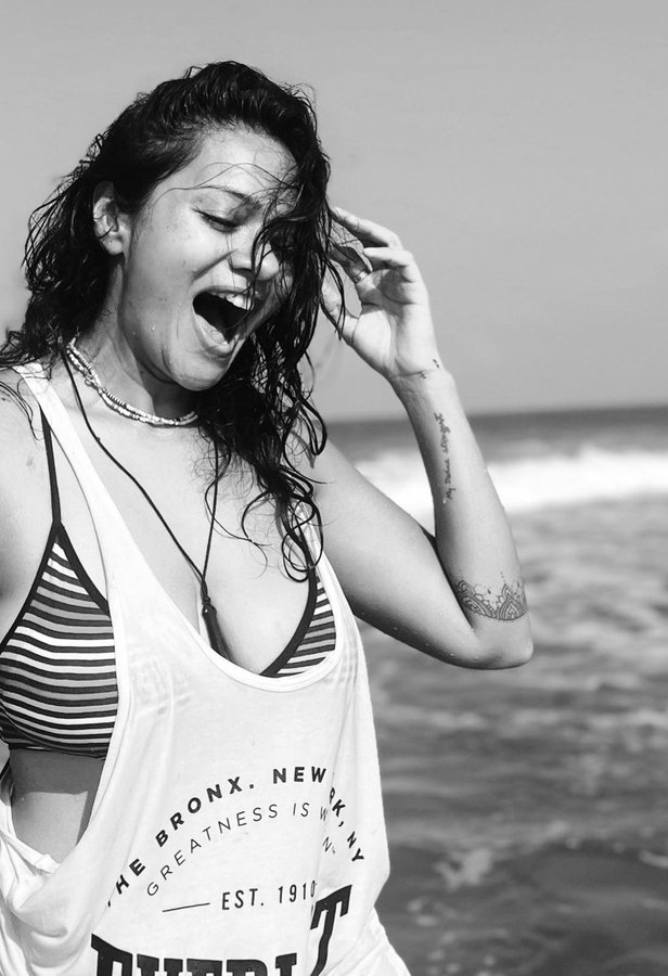 FyKFrQfaYAAWUHa?format=jpg&name=900x900