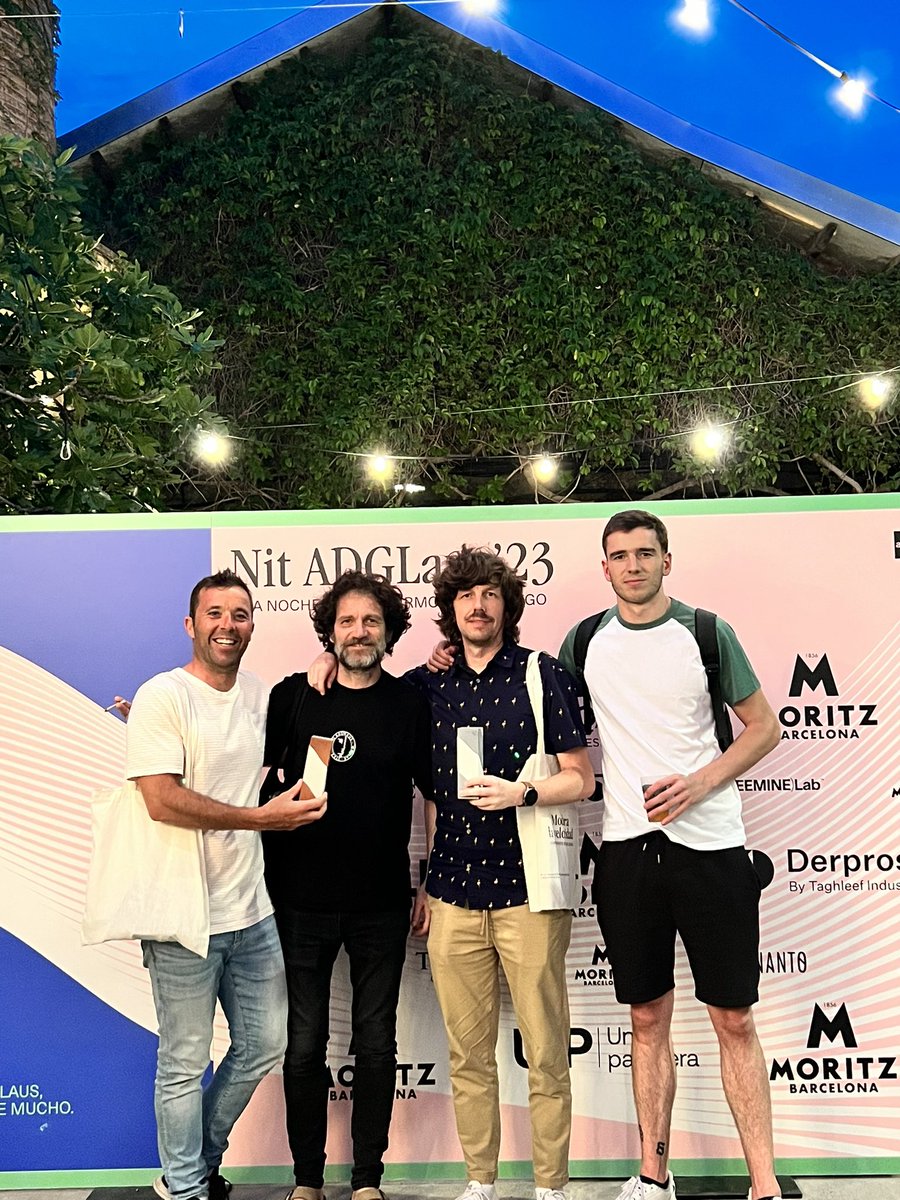 Ya tenemos unos Laus!
Gracias <a href="/adgfad/">ADG-FAD</a>