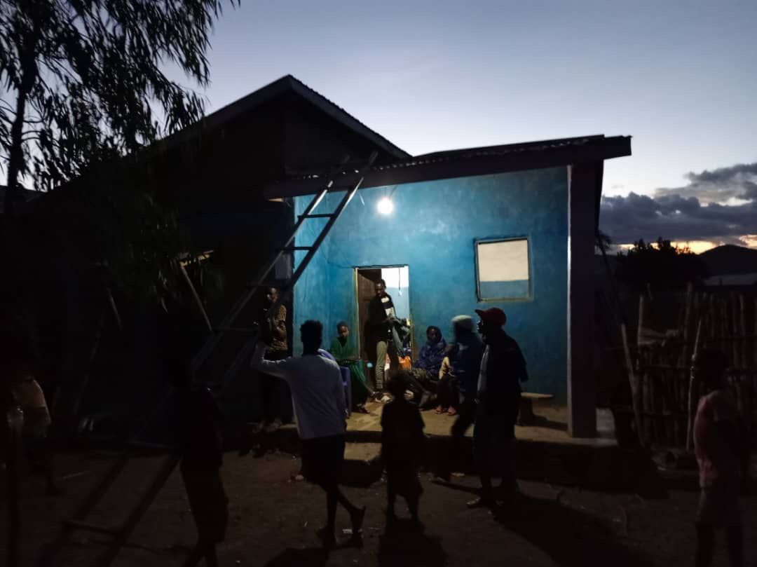 CaritasCHETH's tweet photo. 23 Powerblox and 23 solar panels have successfully been installed, tested and commissioned in 4 kebeles of the Borana zone in the context of @CaritasCHETH’s Renewable Off-Grid Energy project. A welcomed improvement for the local communities.  @power_blox @CaritasSwiss https://t.co/QgBs5oWjFT