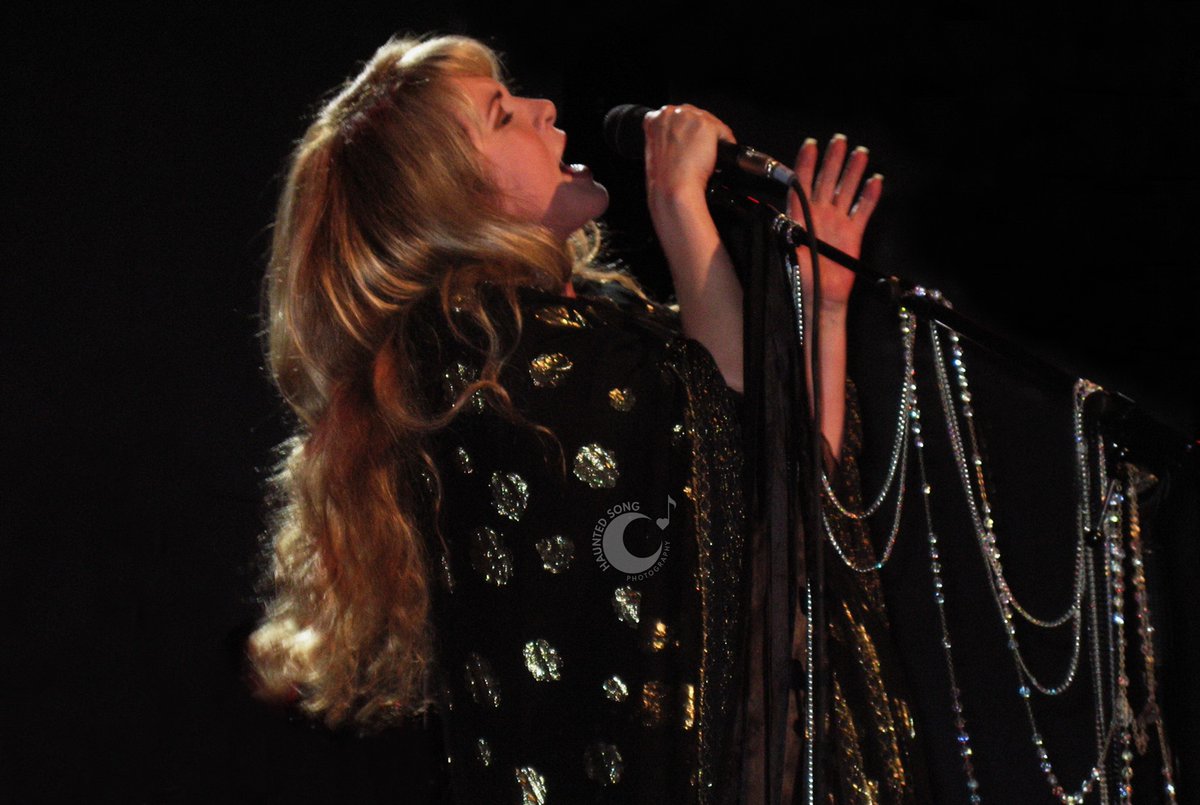 Stevie Nicks, 06/24/2005 Van Andel Arena - Grand Rapids, MI

📸 Alicia Bailey