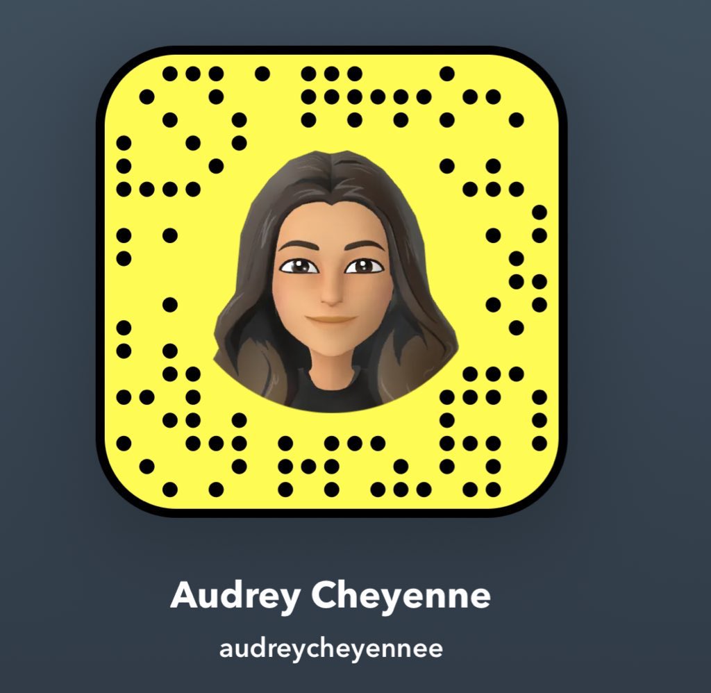 acheyenneol's tweet photo. @thepaovault @Christo00787116 Add my snap 😘 https://t.co/97wFaWje1A