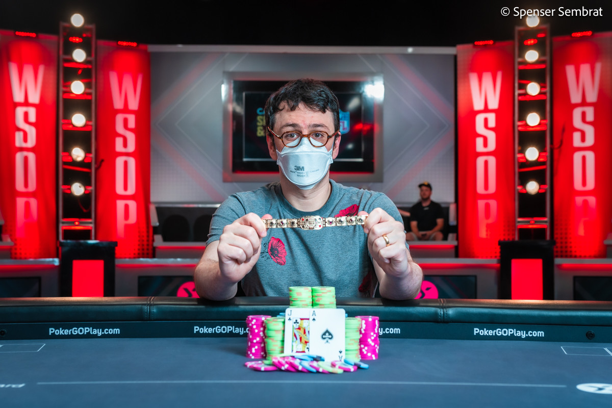 PokerNews's tweet photo. 🏆 Isaac Haxton wins first @WSOP gold bracelet 🏆

24 hours ago, @ikepoker was among the best without a bracelet. Now he's part of the group with one. https://t.co/BCKkGYQ3tL