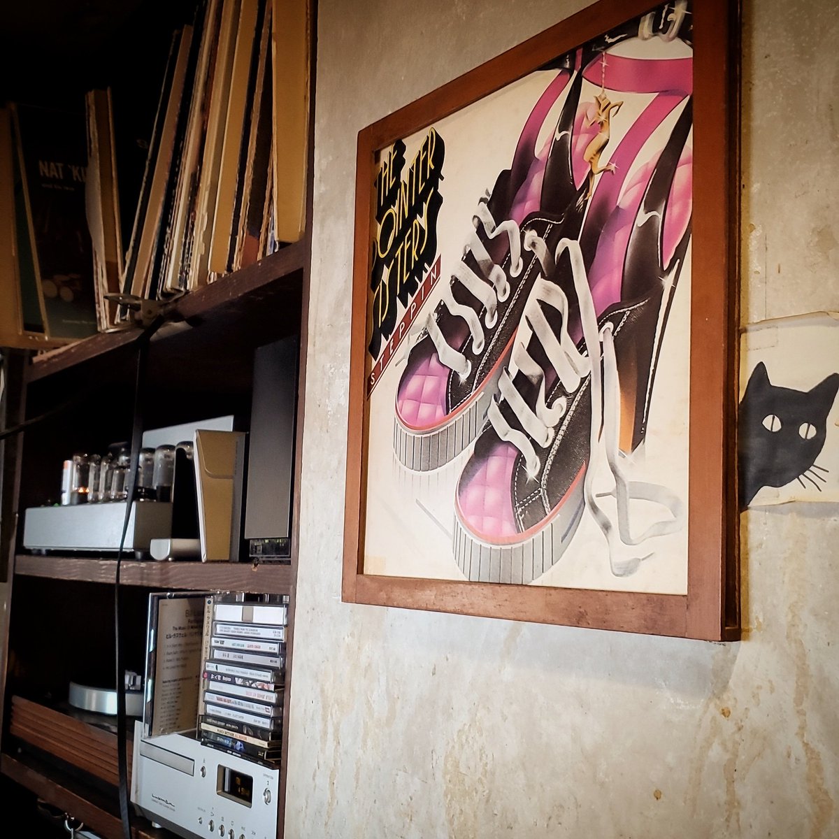 beulmans's tweet image. 03/09(金)雨
成城 #カフェブールマン です。
本日も、
15時～24時まで
皆様のお越しをお待ちしております。
-
#pointersisters