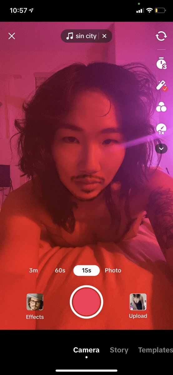 sleepyhaze's tweet photo. chill why do i look kinda hot and toxic as a guy https://t.co/p4gSOOT3RU