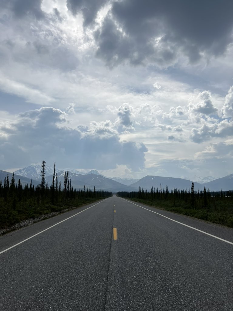 Day 5/Mile 243.5 - Coldfoot Alaska 

#ContinentalDivide #Bikepacking