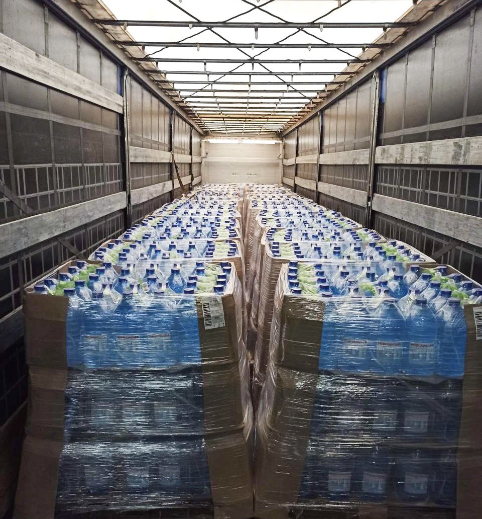 Sant’Egidio sends water to Nikopol, where people are left without drinking water after Russians destroyed the dam.