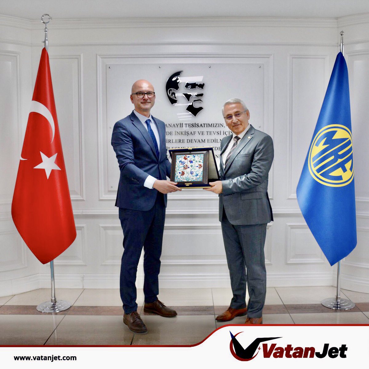 VatanJet's tweet photo. Makine ve Kimya Endüstrisi AŞ'nin Genel Müdürü Sn.İlhami Keleş Bey’e nezaket ziyaretinde bulunduk.
Sayın Keleş’e misafirperverliği ve keyifli sohbeti için teşekkür ederiz.
#Vatanjet #MKE https://t.co/BkihThxTr2