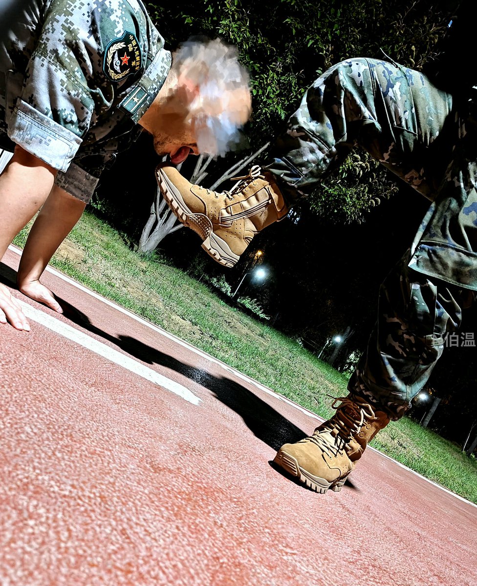 nbtemperature's tweet image. 踩狠点才能认真舔