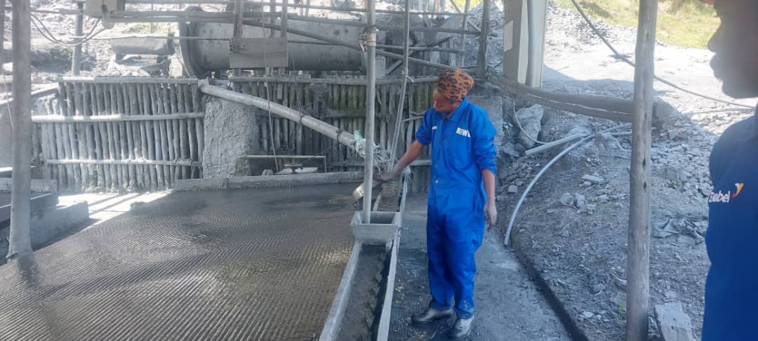 The RPL assessment is a collaborative effort between REWU, RMB, RTB, Enabel, and mining companies. This program will help the mining sector to remain a formal industry with formal employment.
