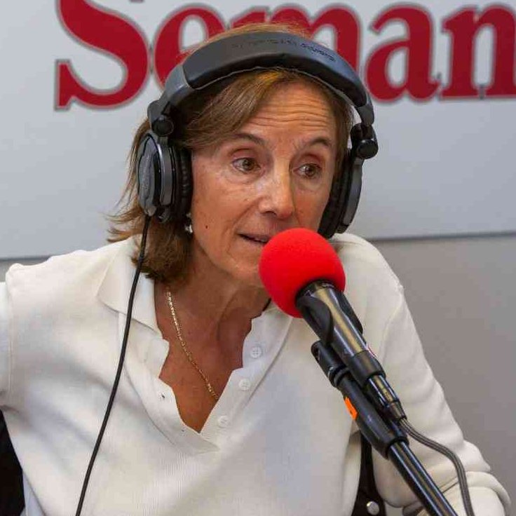 Qué berraquera de mujeres <a href="/VickyDavilaH/">Vicky Dávila</a> y <a href="/saludhernandezm/">Salud Hernández-Mora</a>. TODO EL RESPALDO. Con ellas para qué miedo. Dale 💛 si estás de acuerdo.