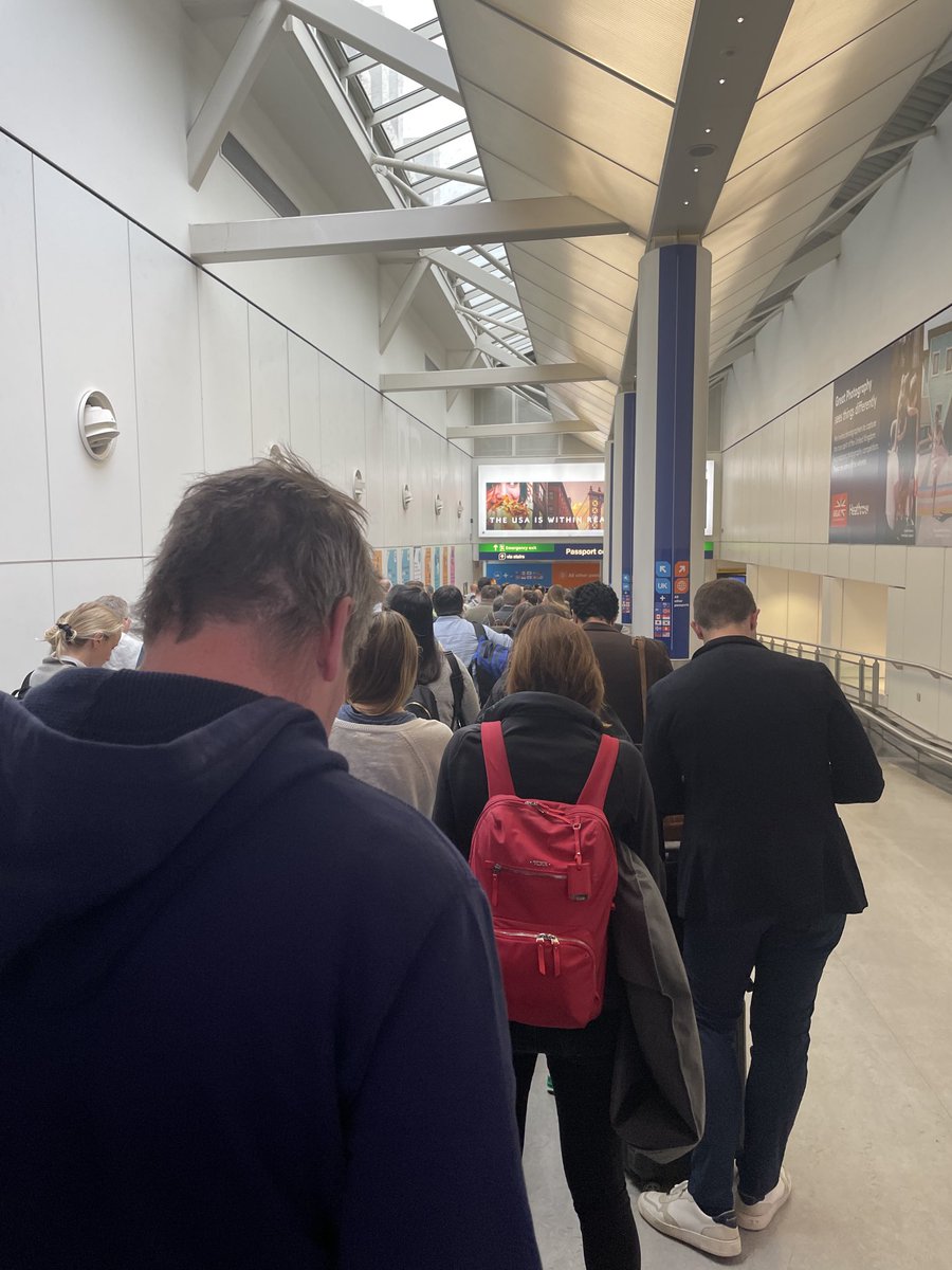 Coleman01Y's tweet photo. HeathrowTerminal 3 this morning https://t.co/XTbzxQz4bF