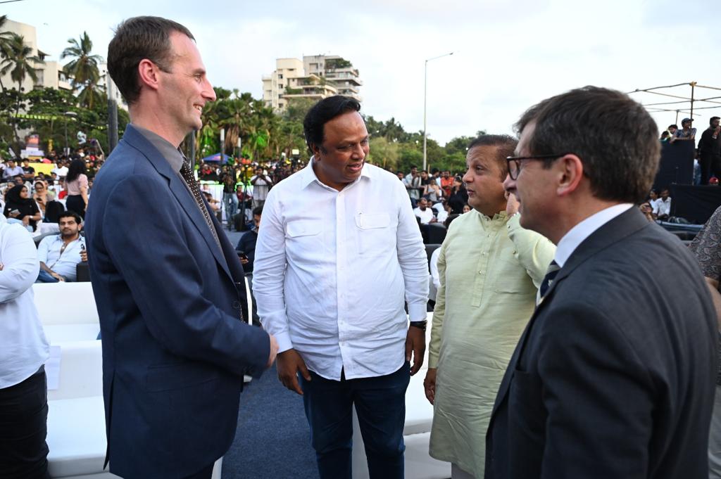 Thank you @bhamlafoundation @saherABhamla for inviting us to your #BeatPlastic campaign event in #Mumbai

Glad to see the conversations around #BeatPlasticPollution &amp; find #SolutionsToPlasticPollution

🇨🇦🇮🇳🙏