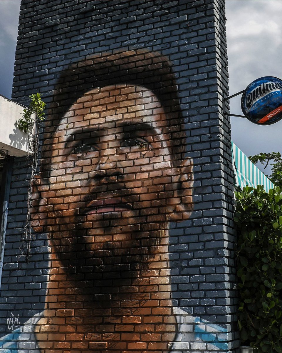 LMessiStuff's tweet image. Messi mural already up in Miami 🖼️

First of many. King Leo is here to take over 🐐