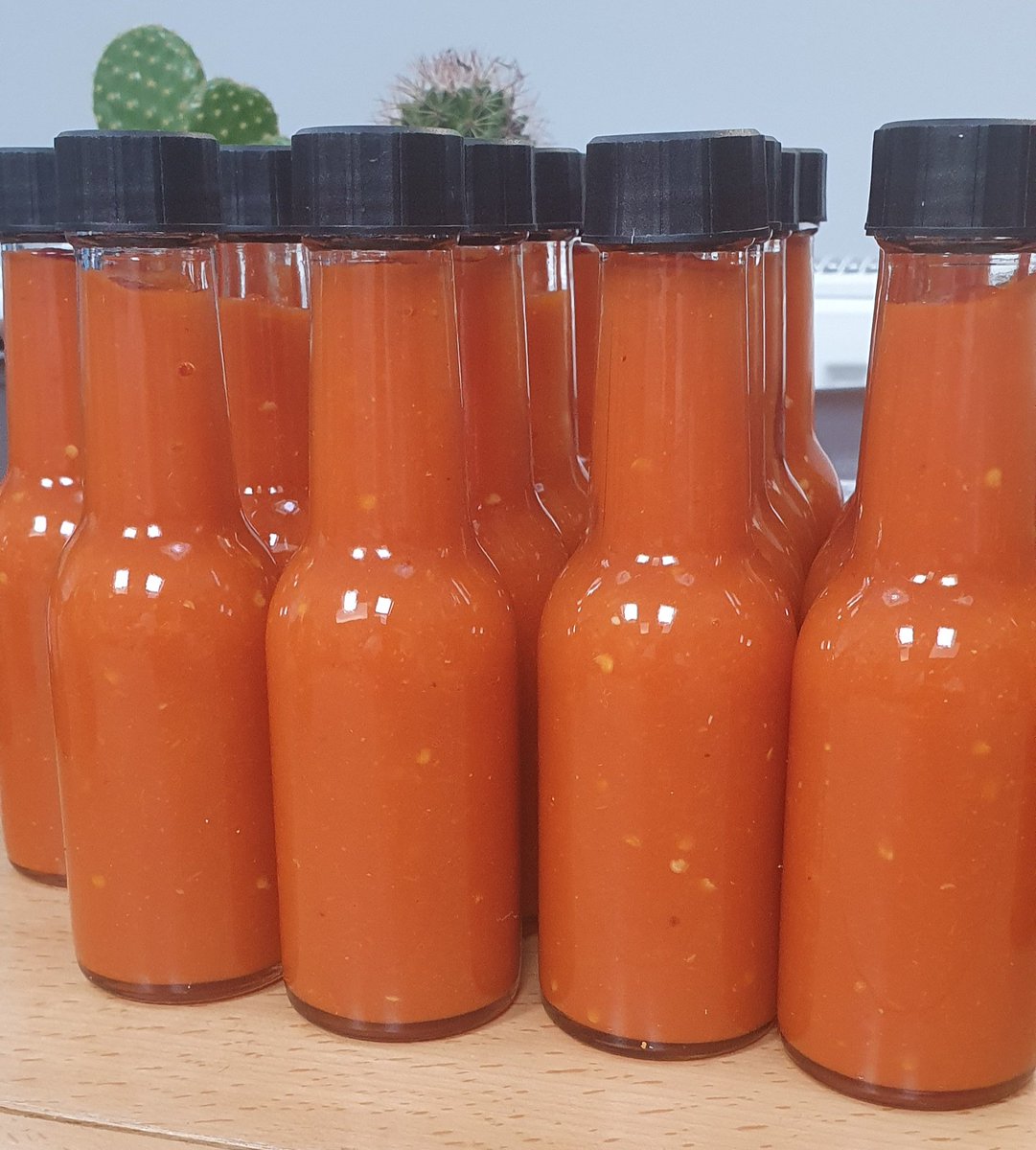 Oi oi, I'll be @nhdartandcrafts Pride Market <a href="/ninthlifepub/">ninthlifepub</a> tomorrow with a very limited amount of stock and this new treat! 

Come along to find out what it's called and have a sample. Be warned this one is FIRE... 😁

#hotsauce #spicy #chilli #smallbatch #southlondon