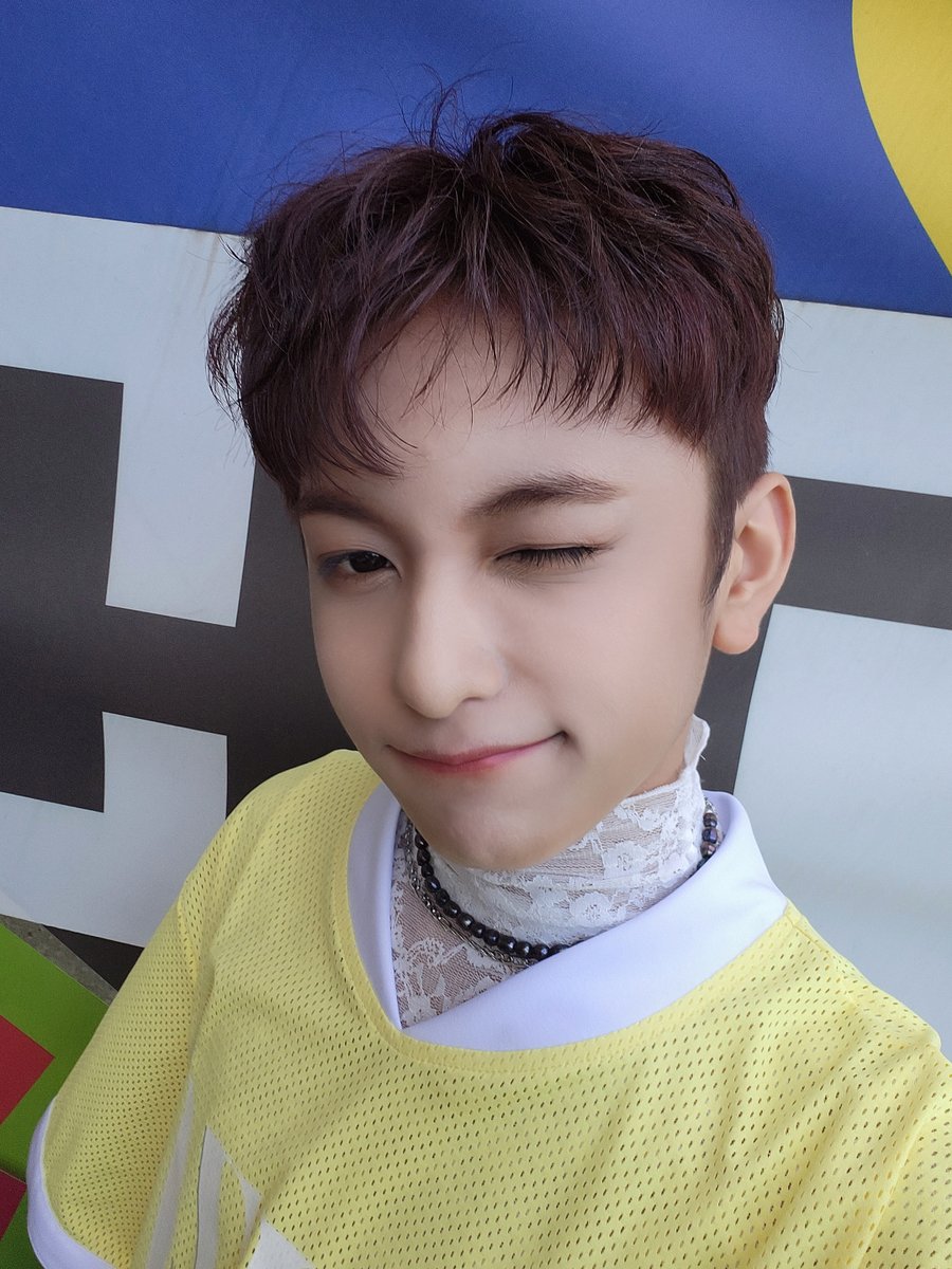 HORI7ONofficial's tweet photo. 📸 #MARCUS

#HORI7ON #호라이즌
#LoveyDovey https://t.co/tcZdko5jCY