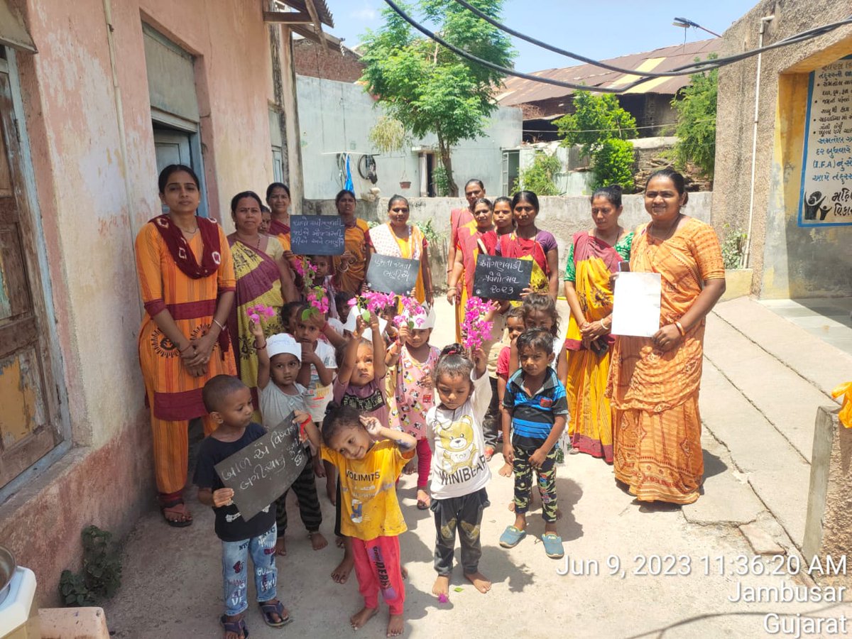 આજ રોજ તા.09/06/2023ના રોજ જંબુસર તાલુકાના જંબુસર ઘટક.1 ની આંગણવાડીઓ માં શાળાપ્રવેશોત્સવ માટે લાભાર્થીઓ સાથે મીટીંગ,રેલી,અને icds માં ચાલતી યોજનાઓ ની માહિતી વર્કર /સુપરવાઈઝર દ્વારા માર્ગદર્શન આપવામાં આવ્યું