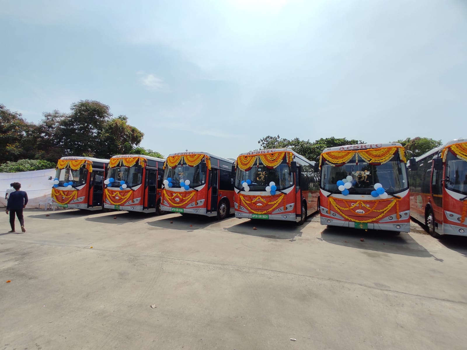 APSRTC on Twitter "Tracking details of the parcel at any time is easy
