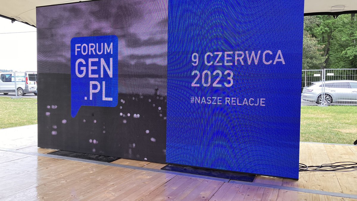 pczarnojanczyk's tweet photo. A dzisiaj tak #forumgen https://t.co/zNIcbxZwa1