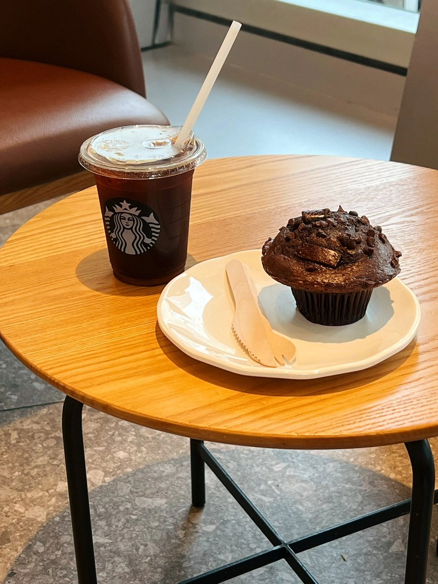 jaycupas's tweet photo. あなたが高いところにいるとき、あなたの友達はあなたが誰なのか知っています。あなたが墜落した時、あなたはあなたの友達が誰なのか知っています。 #点心 https://t.co/DRU82LSpMp