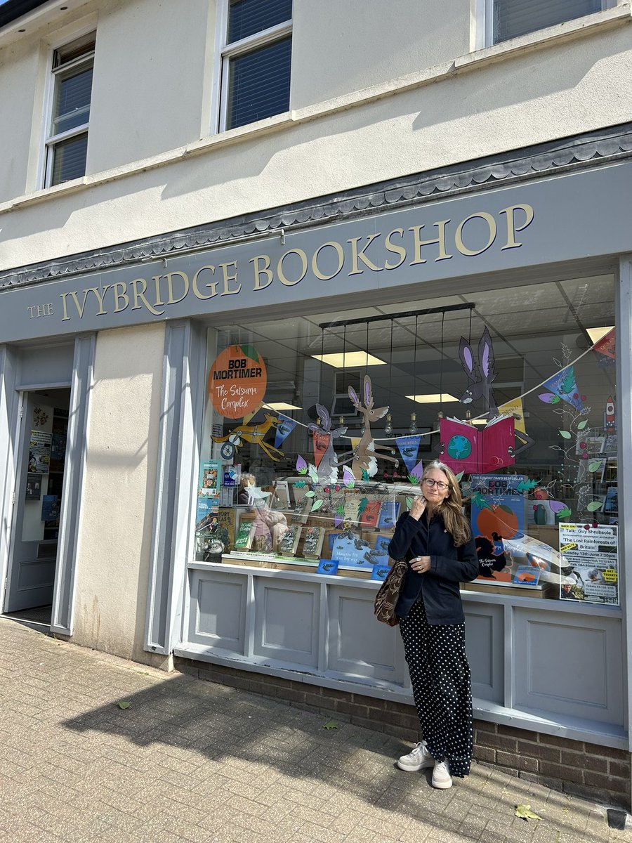 Alison Barrow tweet media