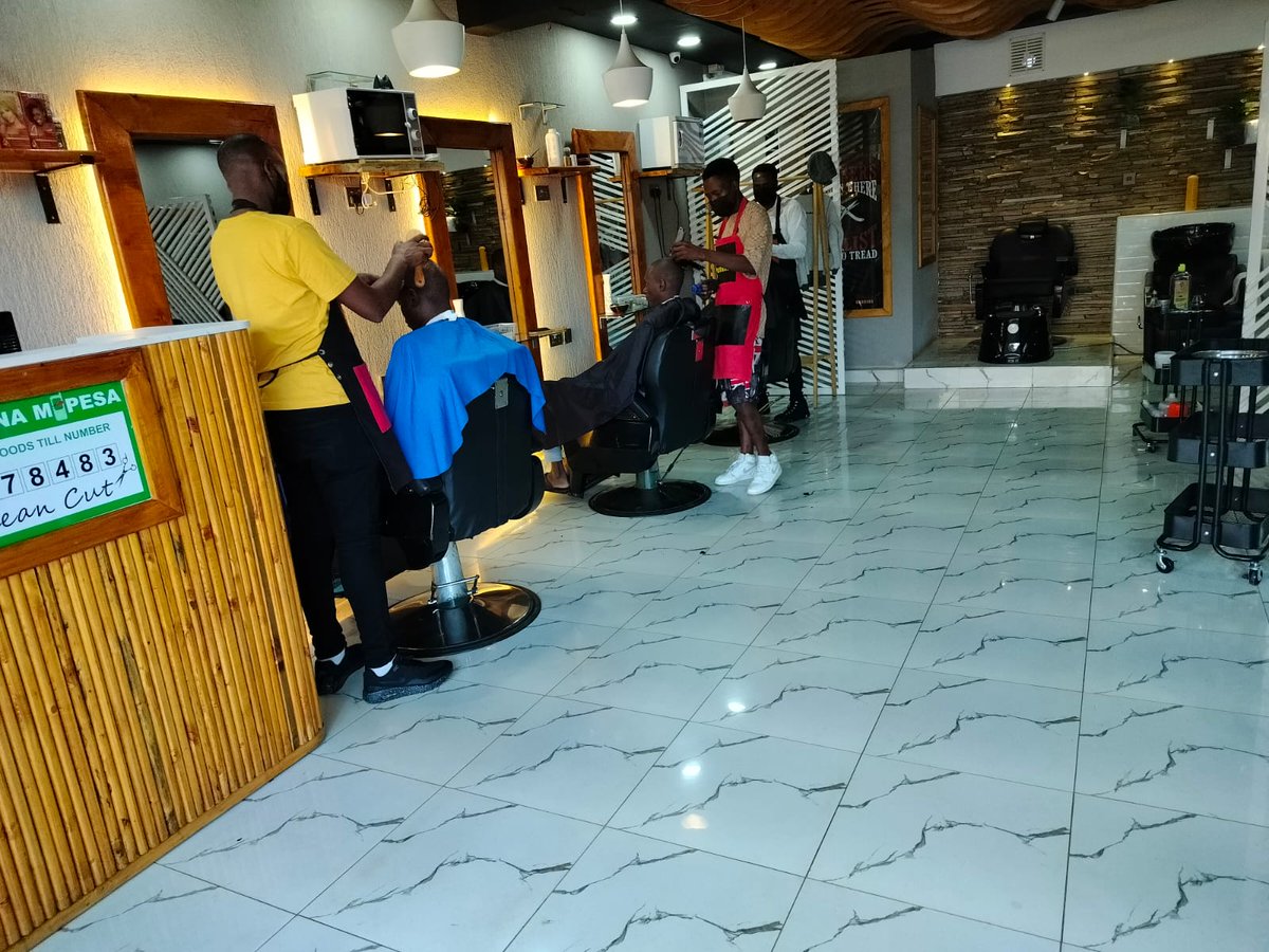 clean_cutbarber's tweet image. Morning Views on a FURAHI-DAY 🔥
Time to get a #CleanCut and start the weekend off right
#CleanCutBarbers