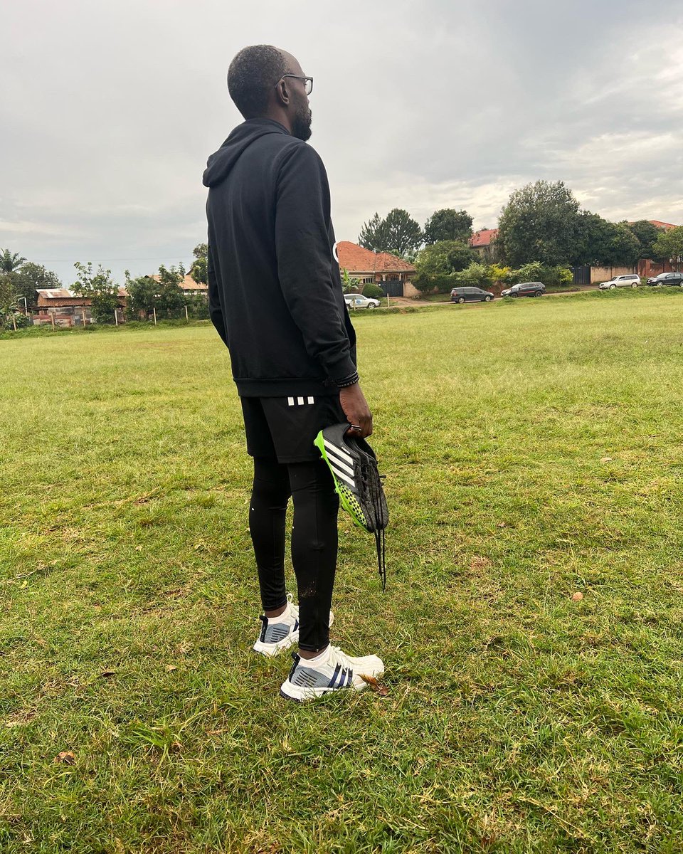 Heroes are heroes because they are heroic in behavior, not because they won or lost. #happyheroes’day

#mbocha
#plasconrugby