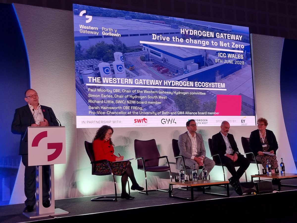 In our first plenary session of the day we're hearing from @CEO_Chipside, Simon Earles, Richard Little and @svhains as they discuss the strengths of the Western Gateway area and why it is positioned to become a   Green Energy Powerhouse for the UK♻️