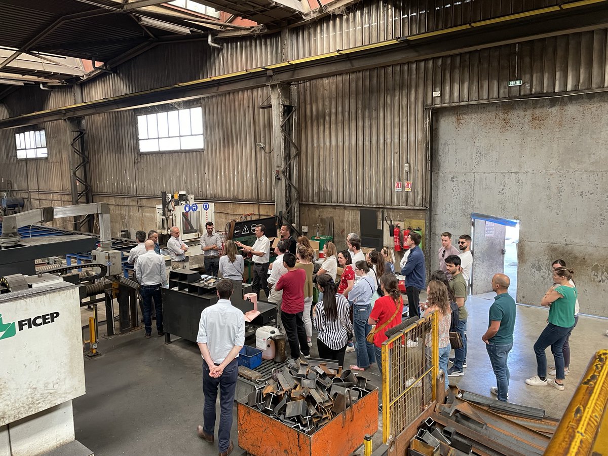 OBM_Constru's tweet photo. [ACTUS] 🌏🌳 Nous sommes tous concernés par les enjeux environnementaux de notre métier ! Nous avons reçu les équipes d’ Eiffage Construction Grands Projets.

Partager notre savoir-faire = faire bouger les lignes 💪

#constructionbois #constructionbascarbone #obmconstruction https://t.co/BVKyFj1l3U