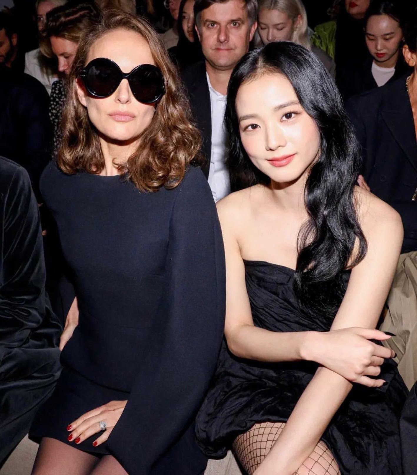 Happy Birthday to Jisoo\s favorite actress Natalie Portman! May you summon the actress spirit of our sister. 