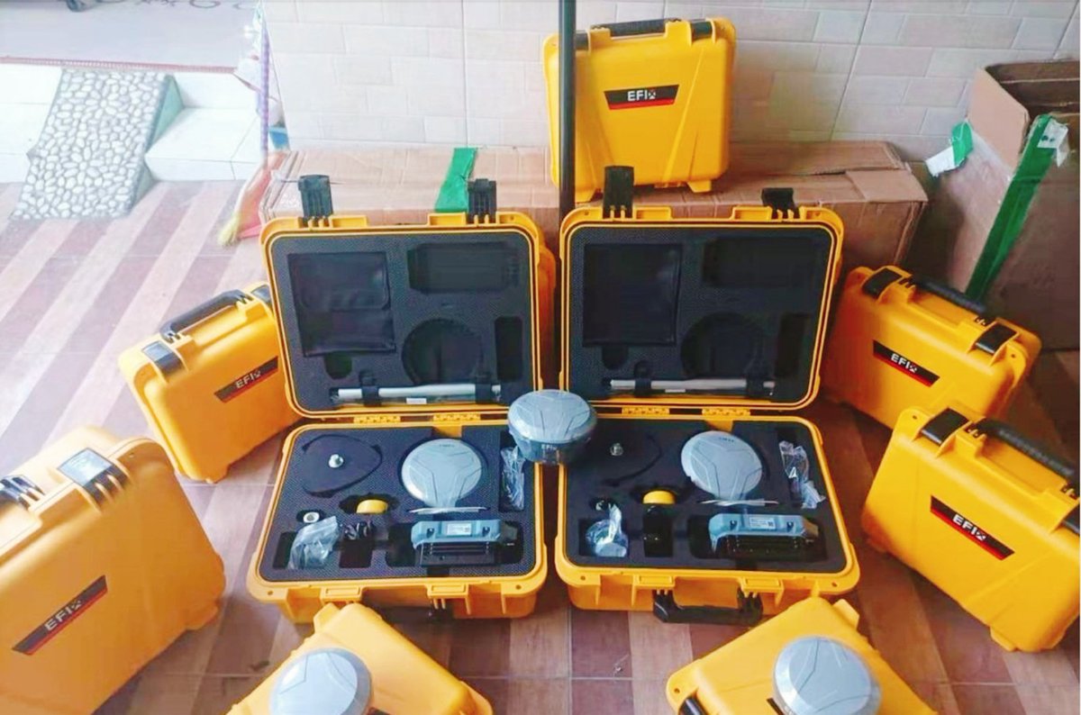 EFIX_Geomatics's tweet photo. C5 GNSS receivers were purchased by customers from our distributor in Peru. C5 is a versatile, rugged, and accurate IMU RTK receiver. It has 1608 channels with full support of all GNSS constellations. Click the link below to know more https://t.co/qFEqOHBJLc
#Peru #GNSS #C5 #EFIX https://t.co/wsec8Q1y0m