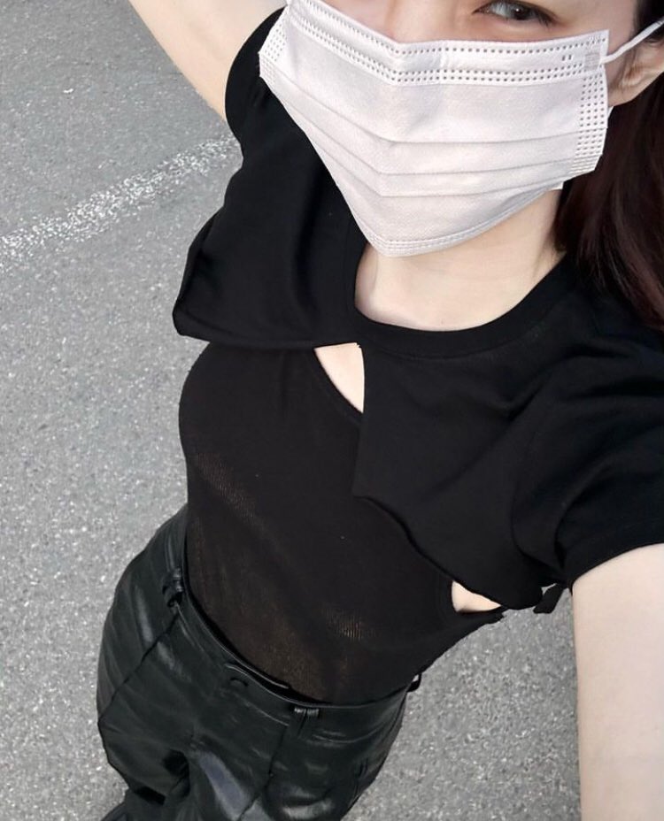 Summer is gone, I want to do outdoor activities comfortably. The blue sky accompanied by the bright sun shines today.