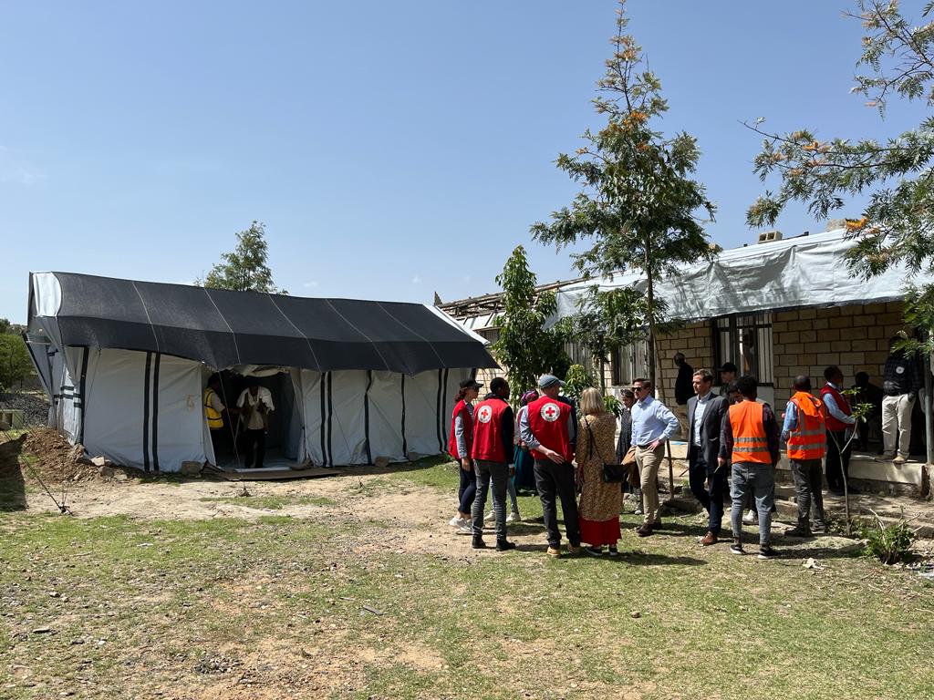 SweinEthiopia's tweet photo. Sweden 🇸🇪 visited the primary health care centre in Zelambesa in Tigray which has been destroyed in the conflict. Vital support from our 🤝 partner @ICRCEthiopia has enabled it to re-start operations and once again serve the local population. https://t.co/uo0tytTDa9