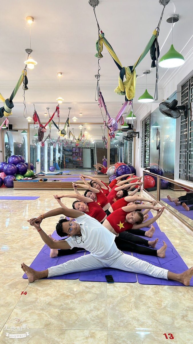 ChamolaBhai's tweet image. #Chakia , #varanasi UP, #india  

Group yoga refers to a style of yoga practice in which the participants work together to form the poses. 
#groupyoga 
#yogaflow 
#yogapractice 
Meeting Like-Minded People. A group yoga class is one of the best ways to build community ...