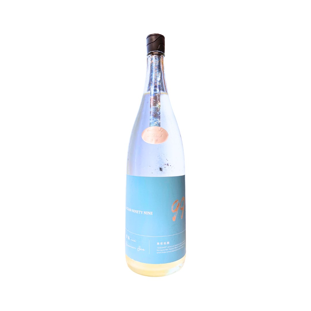 sakeiseyu's tweet photo. 【OCEAN99】

寒菊本命の夏限定酒

千葉県 寒菊銘醸

・寒菊 純米吟醸生 Ocean99 青海

1800ml 2800円
720ml 1500円

※税抜価格
 
※蔵元コメント抜粋
夏に体が欲する味わいを目指した一本。
爽やかな香り、果実感、フレッシュ感のバランスが整った良い出来で今年はオススメです★ https://t.co/YSZUHVkLM7