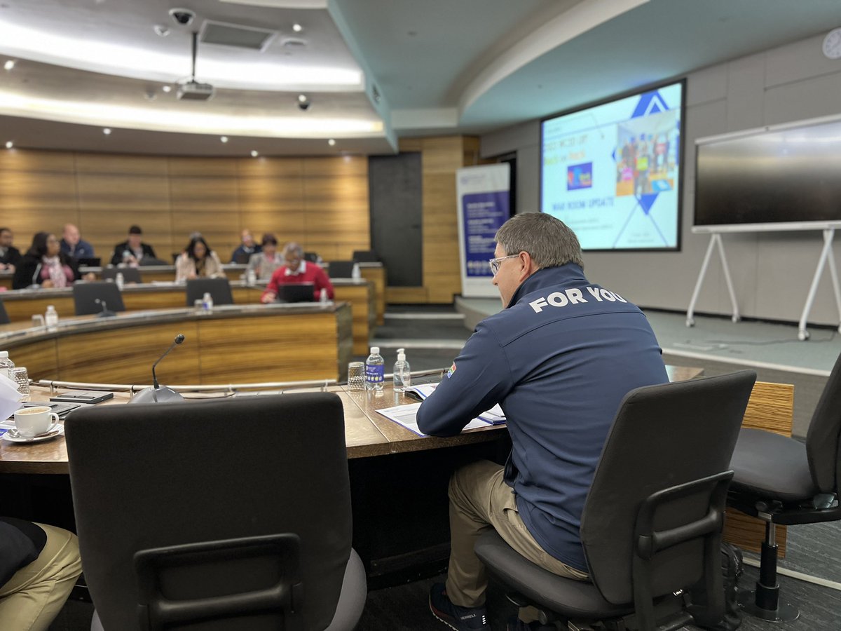 Great discussion during our biweekly #BackOnTrack War Room on how the programme is progressing and how we can resolve any challenges so that we improve learning outcomes in the Western Cape.