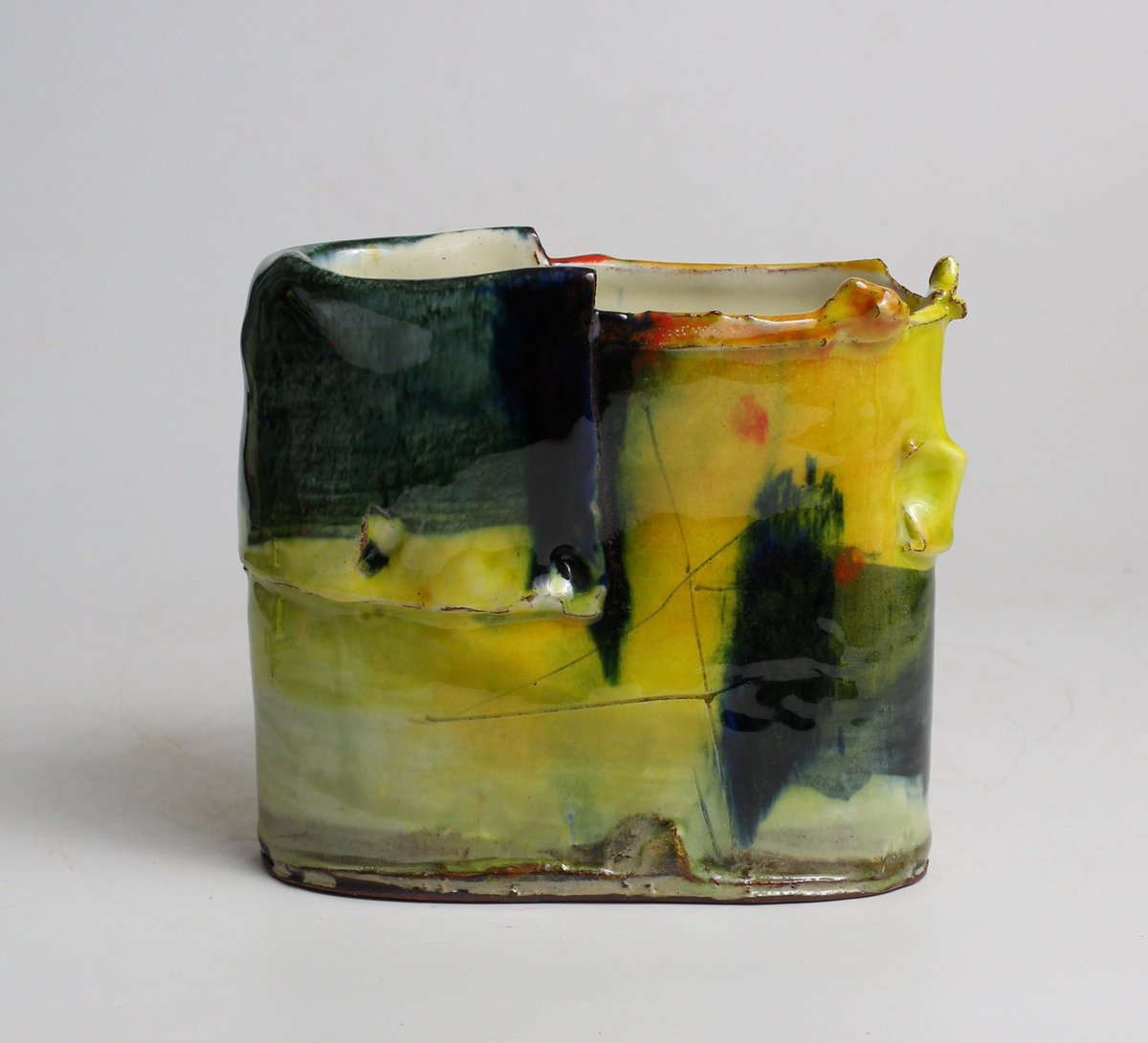 SOLD! 

Barry Stedman ‘Vessel with Yellow’ off to its new home in Portugal! 

 #barrystedman #vessel #yellow #blackmoregallery #lymm #cheshire #ceramic #ceramics #pottery #glaze #contemporaryceramics #home #homedecor #interiordesign #interiordecor #handmade