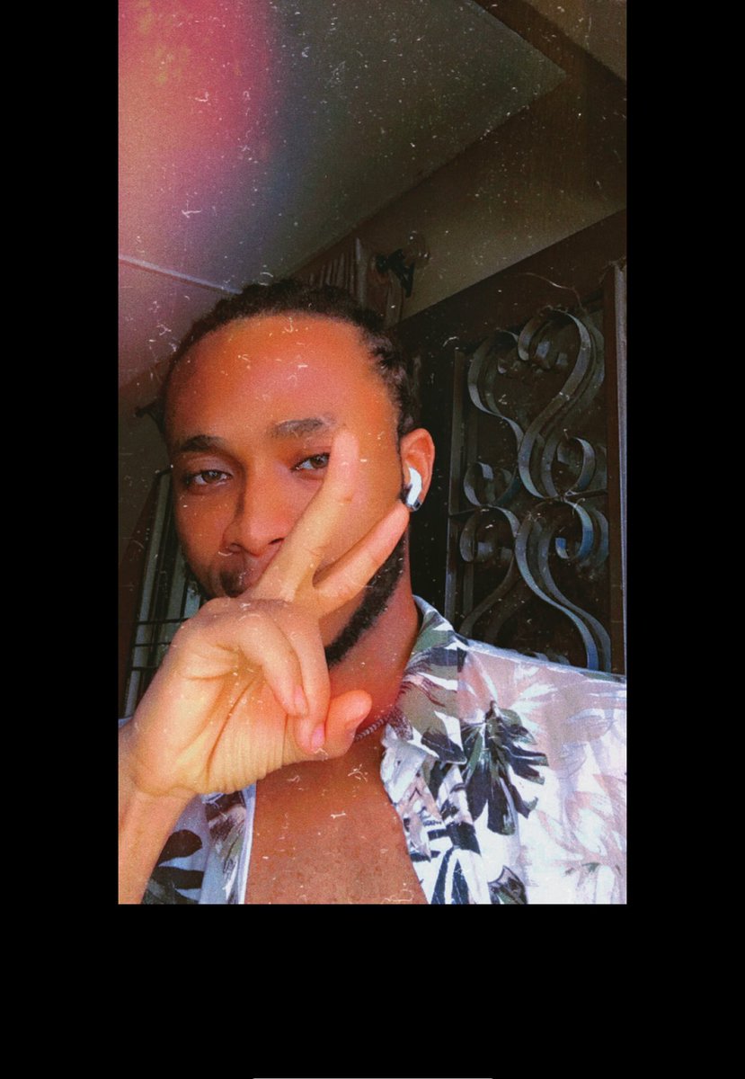 Duke_Bethel_'s tweet photo. As Idan wey i be I didn’t choose today as my birthday, na today choose me 😂..
Happy birthday champ! ✨ https://t.co/U69Tj4232H
