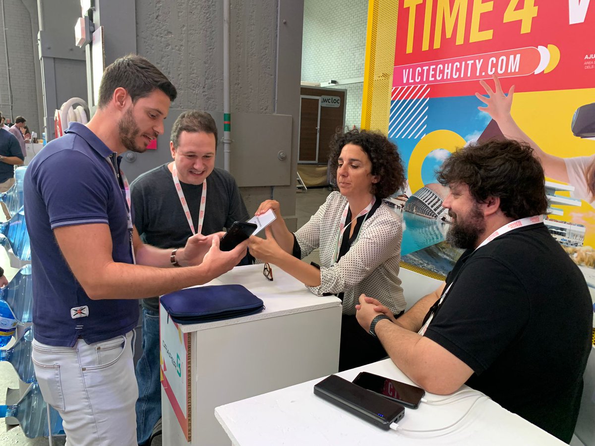 Draper B1 (@draperb1_vc) on Twitter photo Hoy ponemos fin a #SouthSummit23 y como siempre lleno de oportunidades
Enhorabuena a <a href="/south_summit/">South Summit</a>, y a todo el #ecosistemavalenciano líderado por <a href="/valenciactiva_/">València Activa</a>
y a los compañeros de stand <a href="/lanzaderaes/">Lanzadera</a>
<a href="/Startup_VLC/">Startup Valencia</a> <a href="/socialnest_org/">Social Nest Foundation | Making impact grow</a> <a href="/ZubiGroup/">Zubi Group</a>
<a href="/StartupsStar/">StarStartups</a>
#Time4Valencia Hoy ponemos fin a #SouthSummit23 y como siempre lleno de oportunidades
Enhorabuena a <a href="/south_summit/">South Summit</a>, y a todo el #ecosistemavalenciano líderado por <a href="/valenciactiva_/">València Activa</a>
y a los compañeros de stand <a href="/lanzaderaes/">Lanzadera</a>
<a href="/Startup_VLC/">Startup Valencia</a> <a href="/socialnest_org/">Social Nest Foundation | Making impact grow</a> <a href="/ZubiGroup/">Zubi Group</a>
<a href="/StartupsStar/">StarStartups</a>
#Time4Valencia