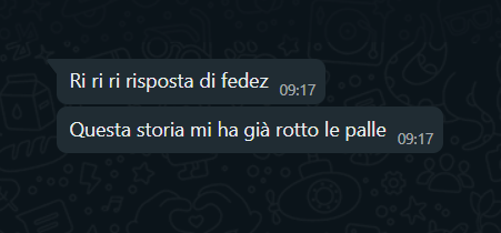 creepypaola's tweet photo. tuo fratello con un lavoro ma comunque sempre #connesso per i drammi alle nove di mattina: https://t.co/yOTqxElFou