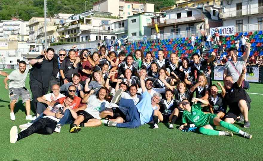 Il Pomigliano resta in Serie A #calciodonne #biancocelesti #SerieAfemminile #LazioWomen #AsiaBragonzi #AnaLuciaMartinez #pantere #PomiglianoCalcioFemminile #Golob #CarlosSanchez tinyurl.com/27r8ov8y
