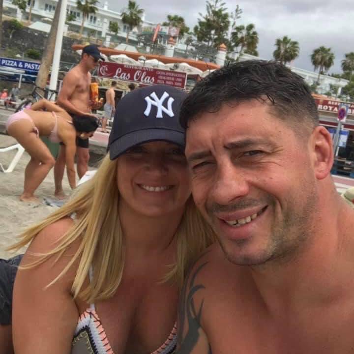 lailawingy's tweet photo. @hecanbangum happy birthday to my number 1. Love you lots I’ll treat you to birthday lunch 😘😘 xxx https://t.co/SzDaGNdHQX