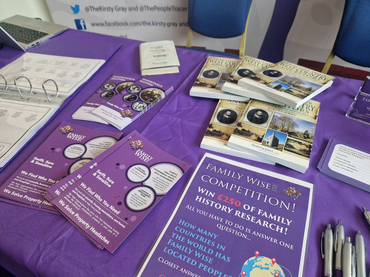 ThePeopleTracer's tweet photo. And here we are @BNI_Bath_Parade @BNI_official_pg #BNIConference in Gateshead. Come and see us!!! Including Harry Potter!! #genealogy #networking https://t.co/2hzzCSevCb