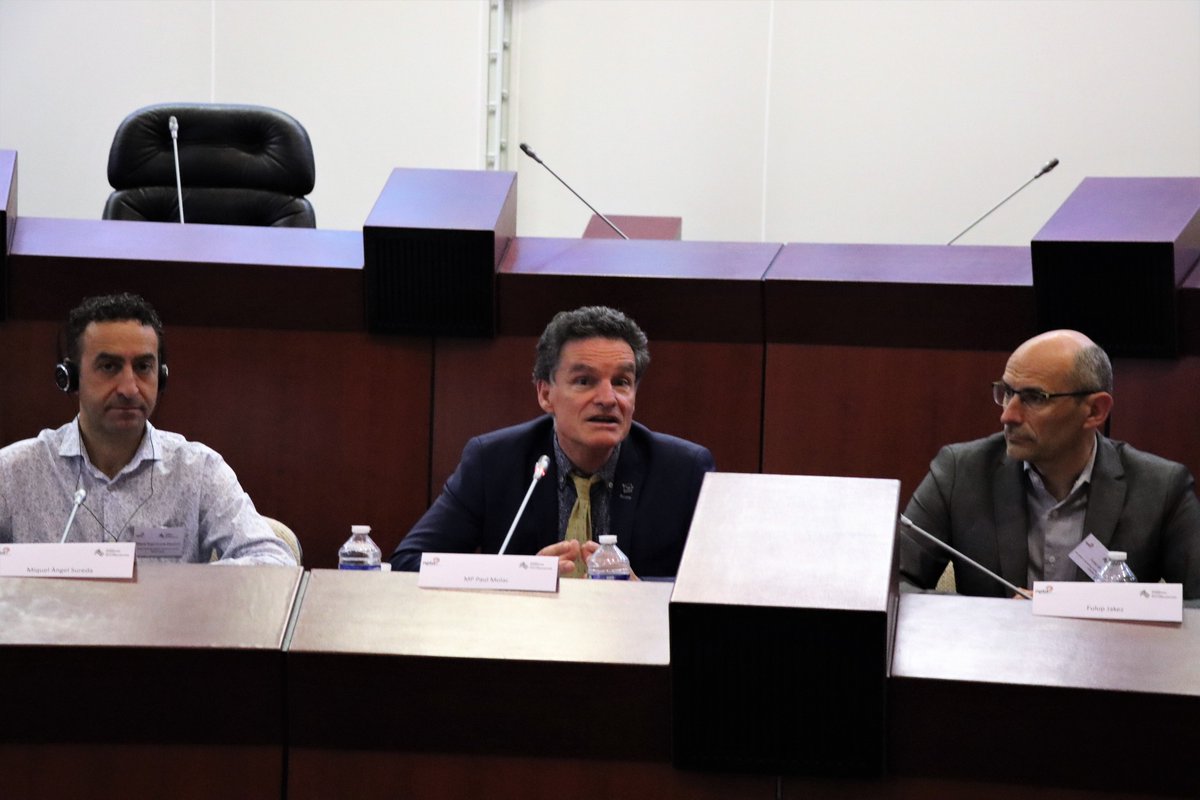 Paul Molac, prezidant an OPAB, o tigeriñ kendalc'h #NPLD e #Roazhon : « Ur bazenn gentañ evit  lakaat da gompren talvoudegezh al liesyezhegezh yezhel eo bet votadeg  lezenn 2021. Liammet eo ouzh dalc'h ar frankiz ».