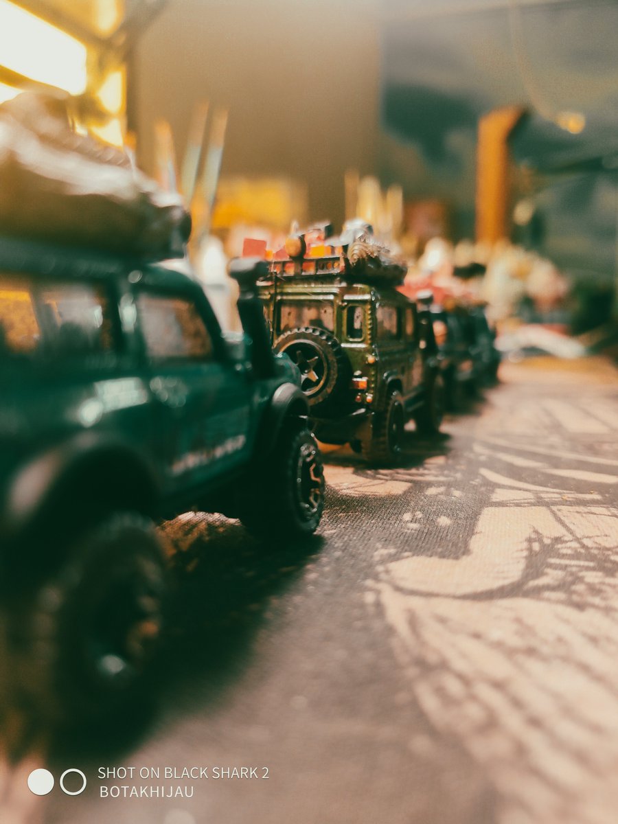 botakhijau's tweet photo. 1:64 scale Hotwheels/ tomica/ matchbox diecast https://t.co/wMc3NuBYOP