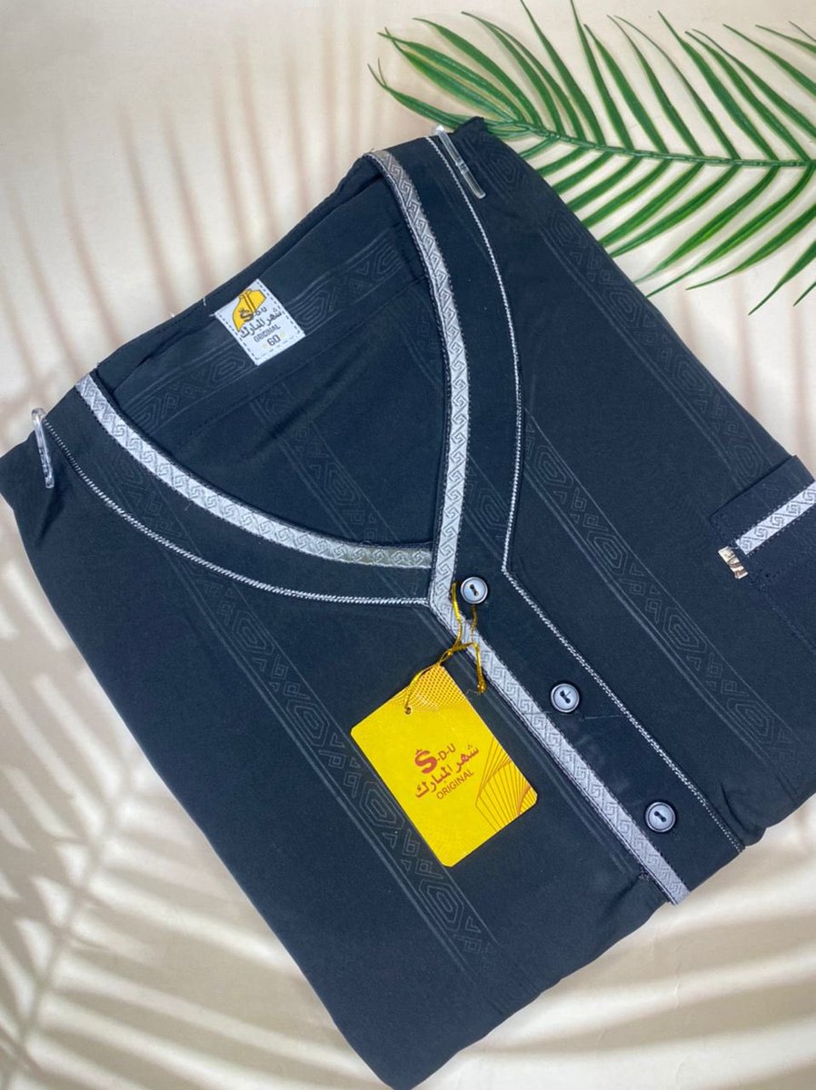 CLASSIC SHORTSLEEVE JALABIA
ALL ABOVE designs are same sizes✅ 
Available In all Amazing colors above.

Size-54,56,58,60 and 62

PRICE:-10,000 naira 

Call/WhatsApp: 08162558370