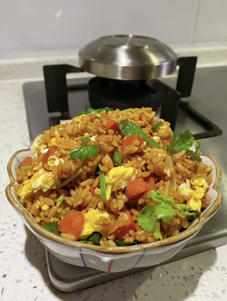 [Homemade] Egg Fried Rice.
homecookingvsfastfood.com
#homecooking #food #recipes #foodie #foodlover #cooking #homecookingvsfastfood