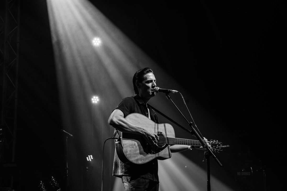 hifiwaypopchron's tweet photo. .@BudRokesky @It starts tomorrow night for Bud Rokesky who celebrates the release of his album "Outsider". Grab a ticket and have a read of our interview with Bud... https://t.co/7slv0nhfGd https://t.co/eGfwLn2i1P