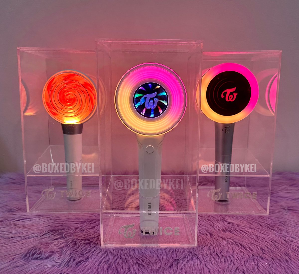 BoxedByKei's tweet photo. Ticket price and seatplan revealed! 

Lahat ba may Candy Bong na? If yes, display mo na yan habang naghihintay sa concert!

PM to get yours now 🙂

#BoxedByKei #Twice #ReadyToBe #lightstickcase #LightstickDisplay #AcrylicDisplay #acryliclightstick #AcrylicLightstickDisplay https://t.co/10LvLeKFf0