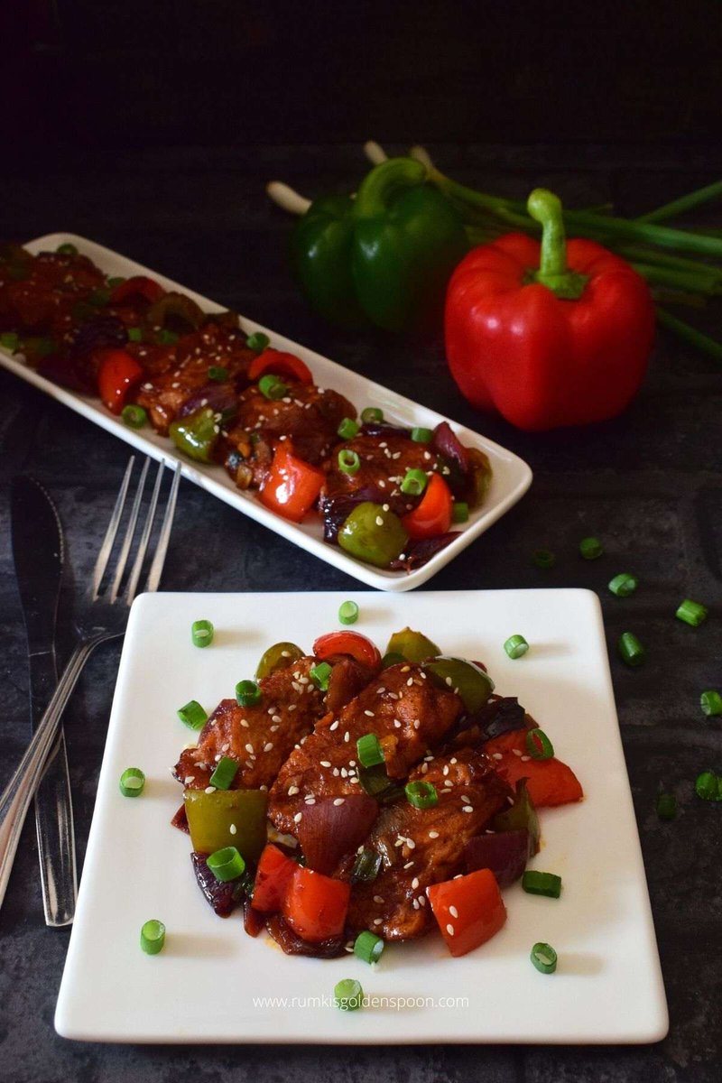 RumkiSpoon's tweet photo. Recipe link: https://t.co/zC4GEb5M8N

#chillifish or #chillifishdry is a luscious #IndoChineserecipe where marinated fish pieces are fried till crispy and tossed in spicy sweet &amp; sour sauce with some veggies
#homemade #indianfoodbloggers #delicious #food #fishrecipes #goodfood https://t.co/pI5dtMZzs3